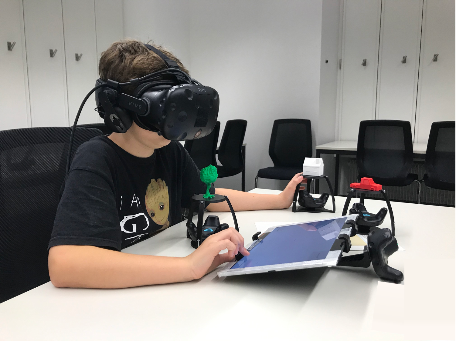 VRtangibles: Assisting Children in Creating Virtual Scenes using Tangible Objects and Touch Input